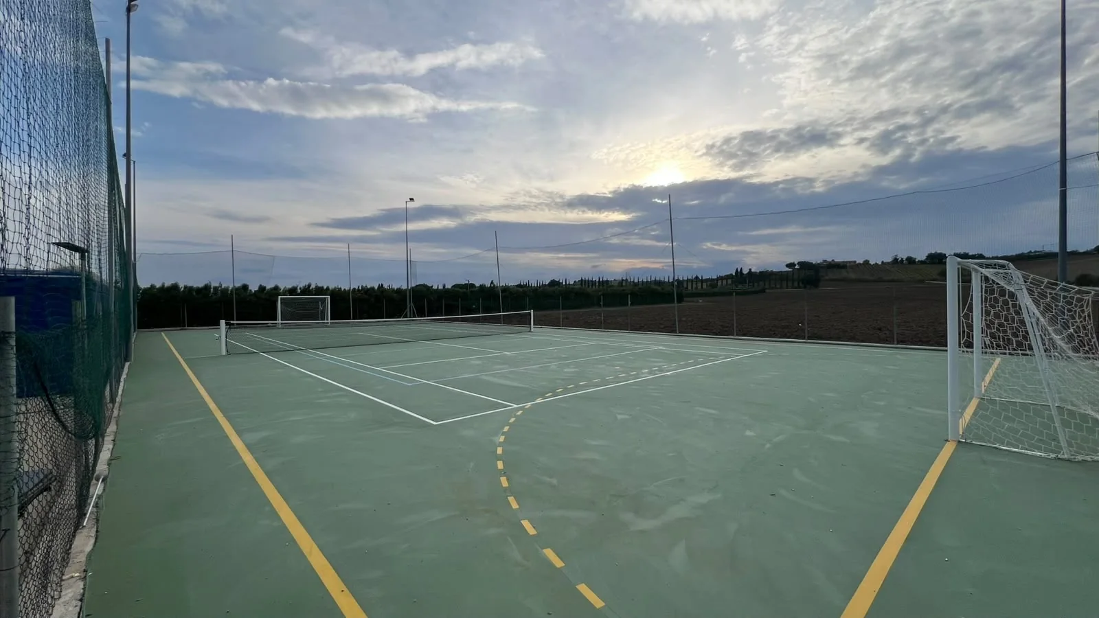 Campo polivalente